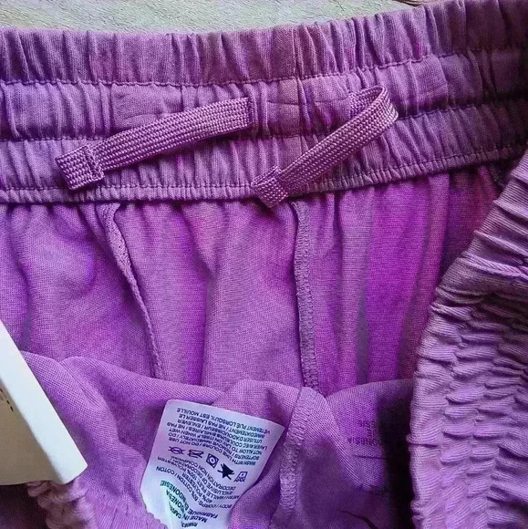 NWT Nike Girls Shorts Dri Fit Loose Fit High Waisted Woven Training Purple Large - Picture 4 of 5